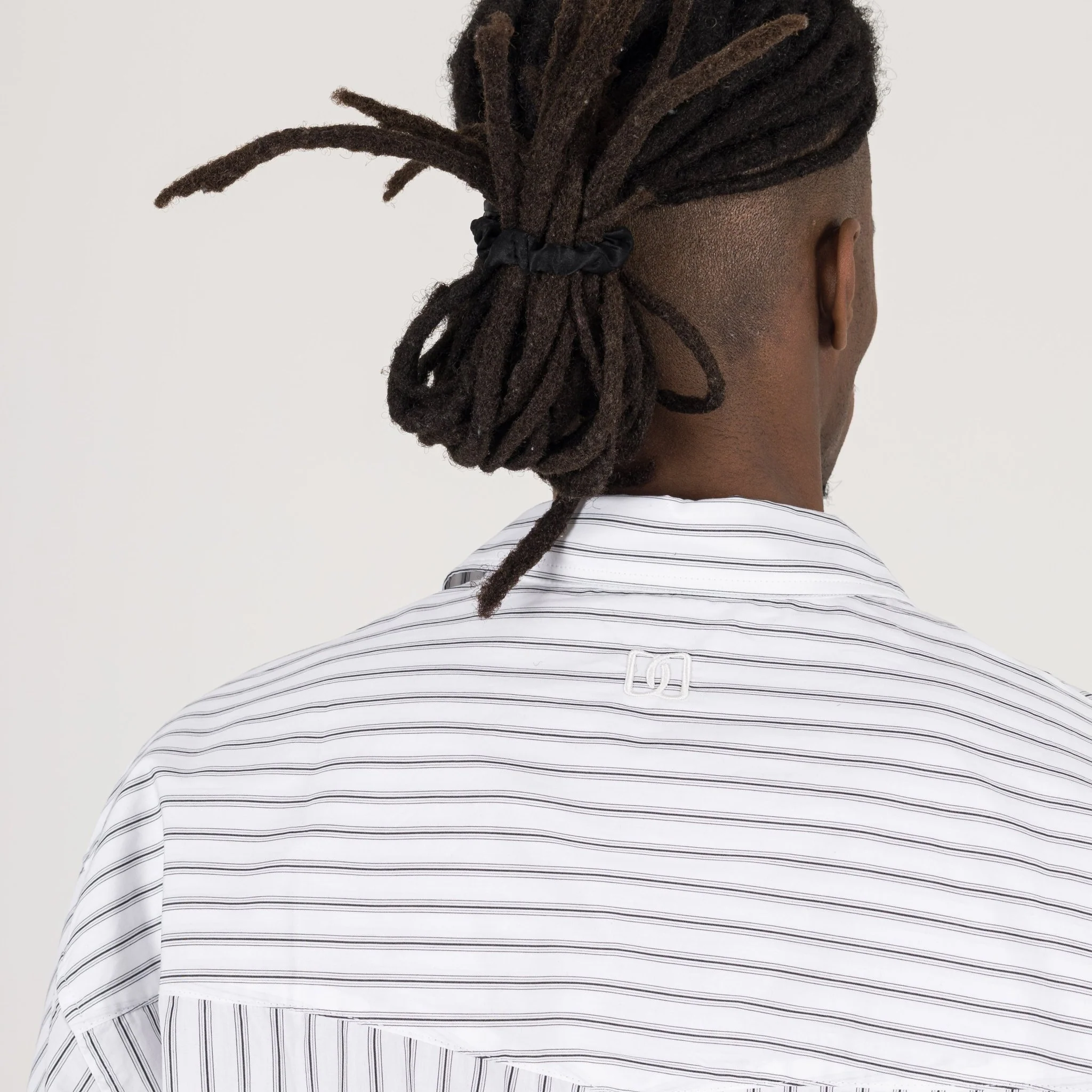 Cropped Long Sleeve Shirt - White Pinstripe - Image 8