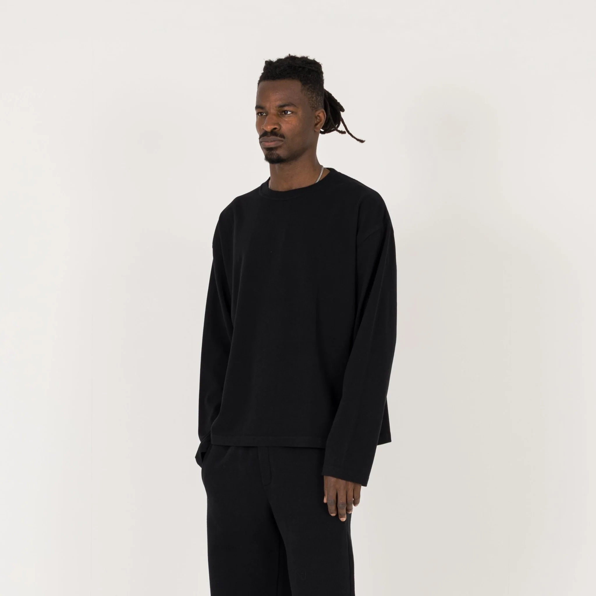 Cropped Long Sleeve T-Shirt - Black - Image 3