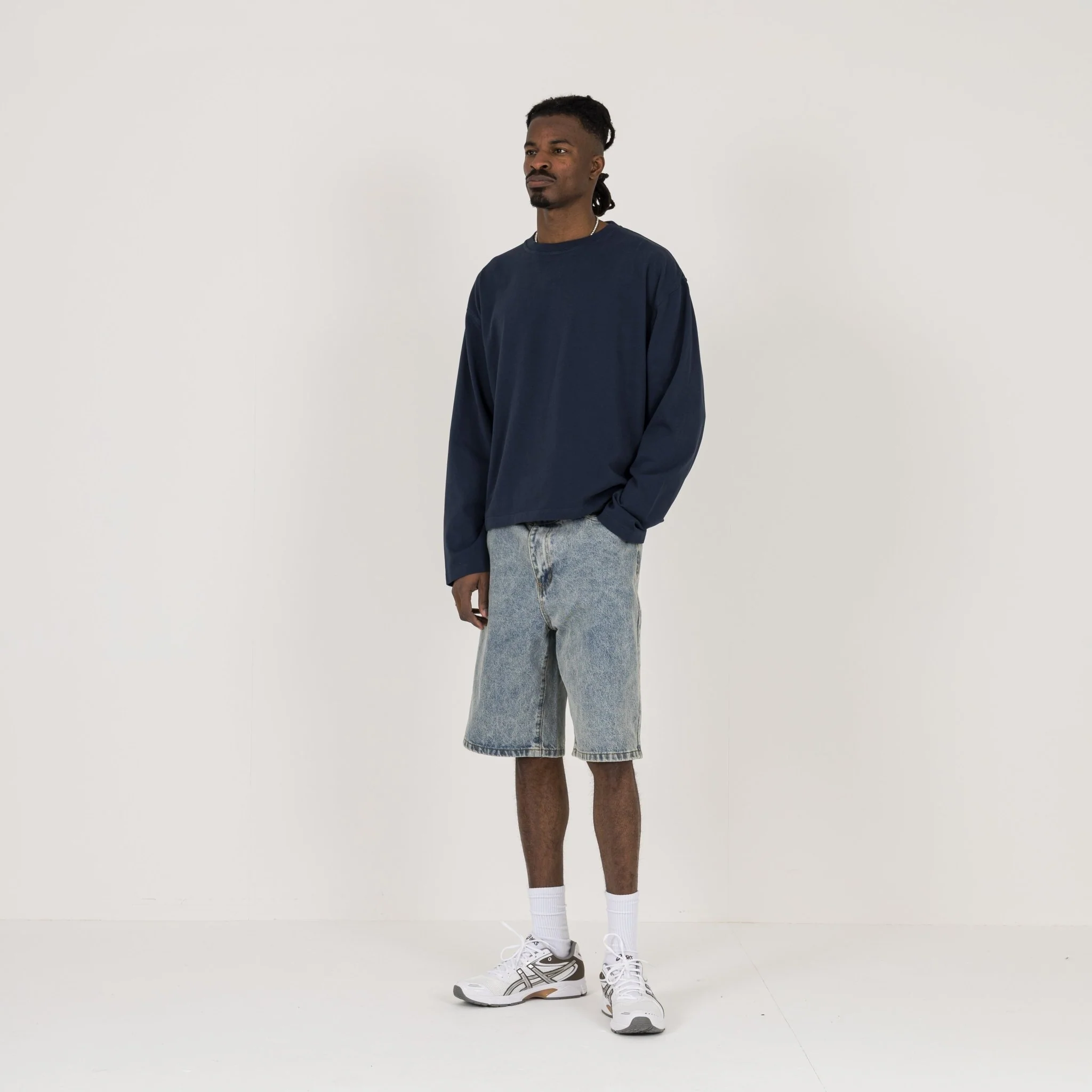 Cropped Long Sleeve T-Shirt - Navy - Image 5