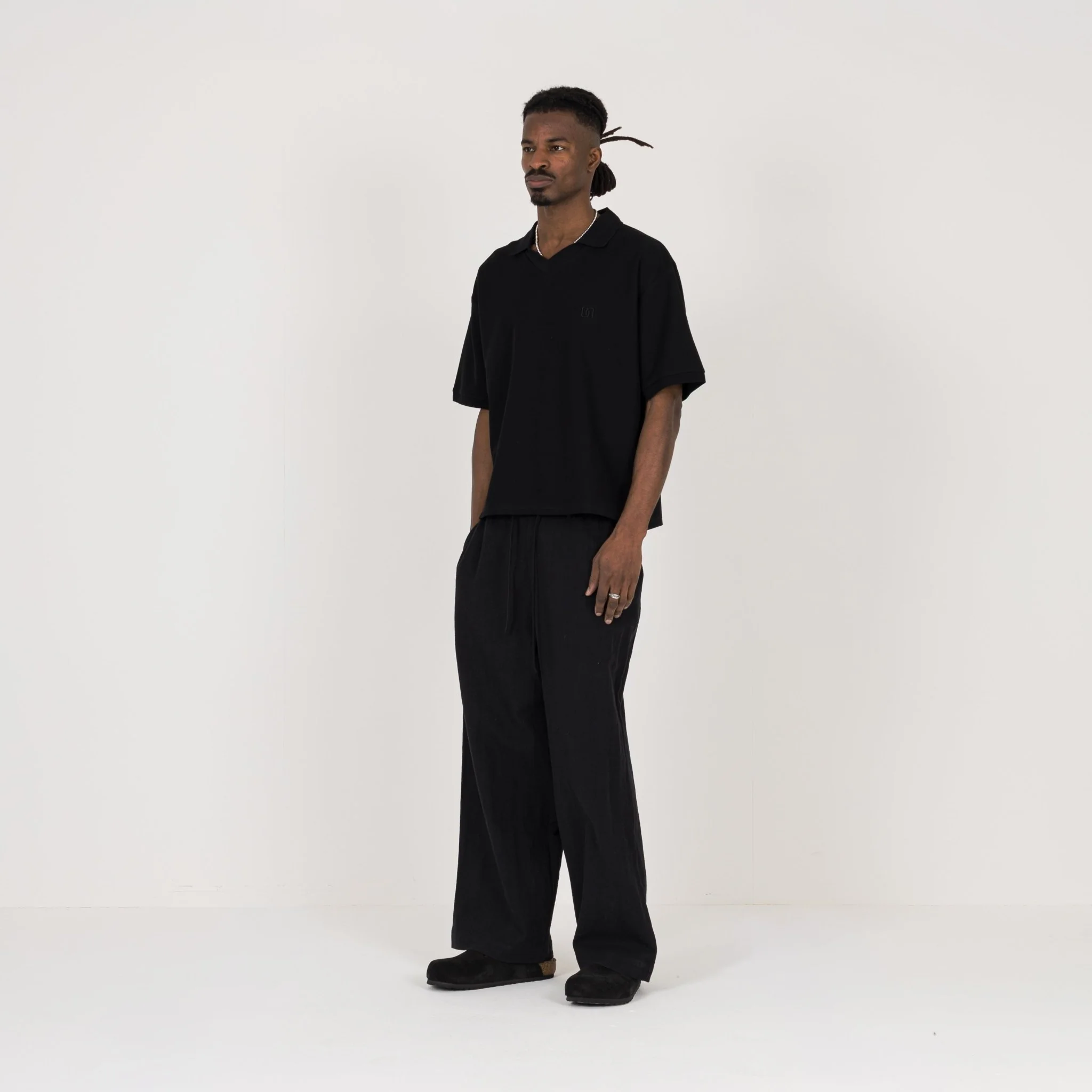 Cropped Polo - Black - Image 5