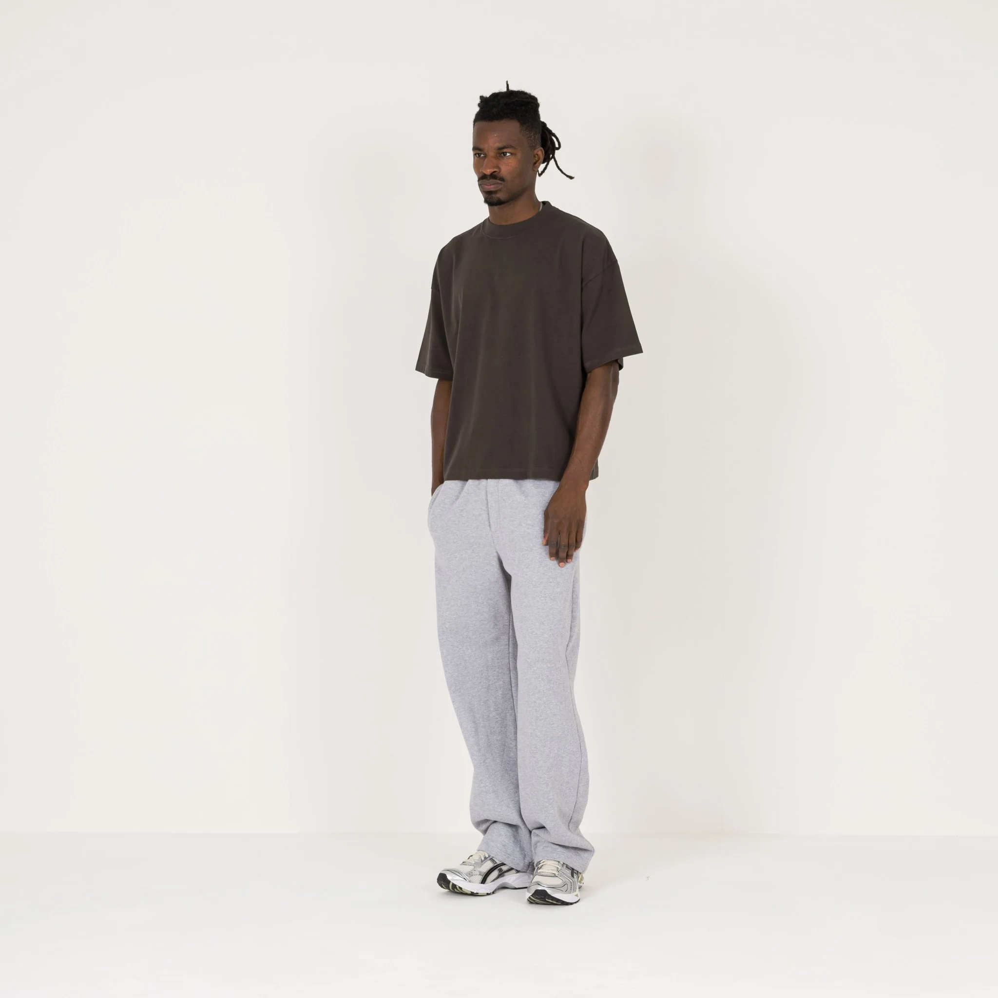 Cropped T-Shirt - Dark Mocha - Image 5
