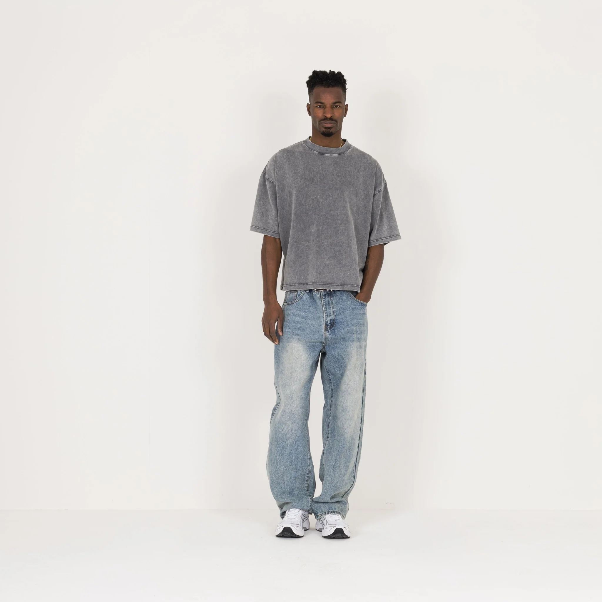 Cropped T-Shirt - Vintage Grey - Image 4