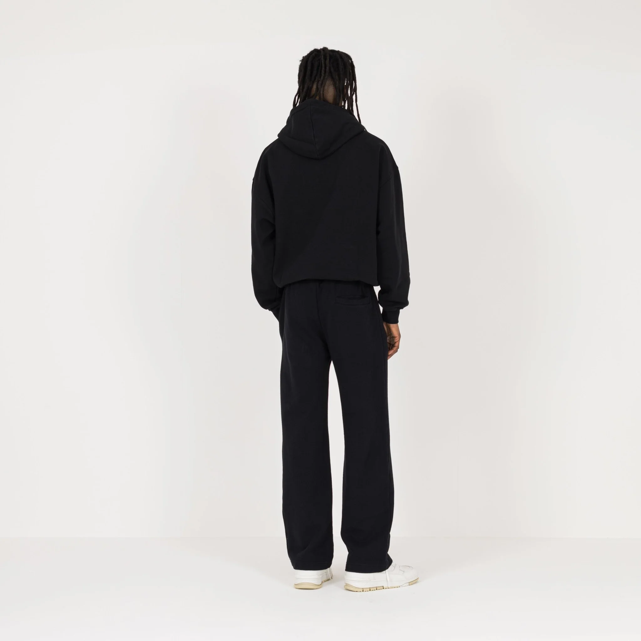 Relaxed Sweatpant - Black - Image 7