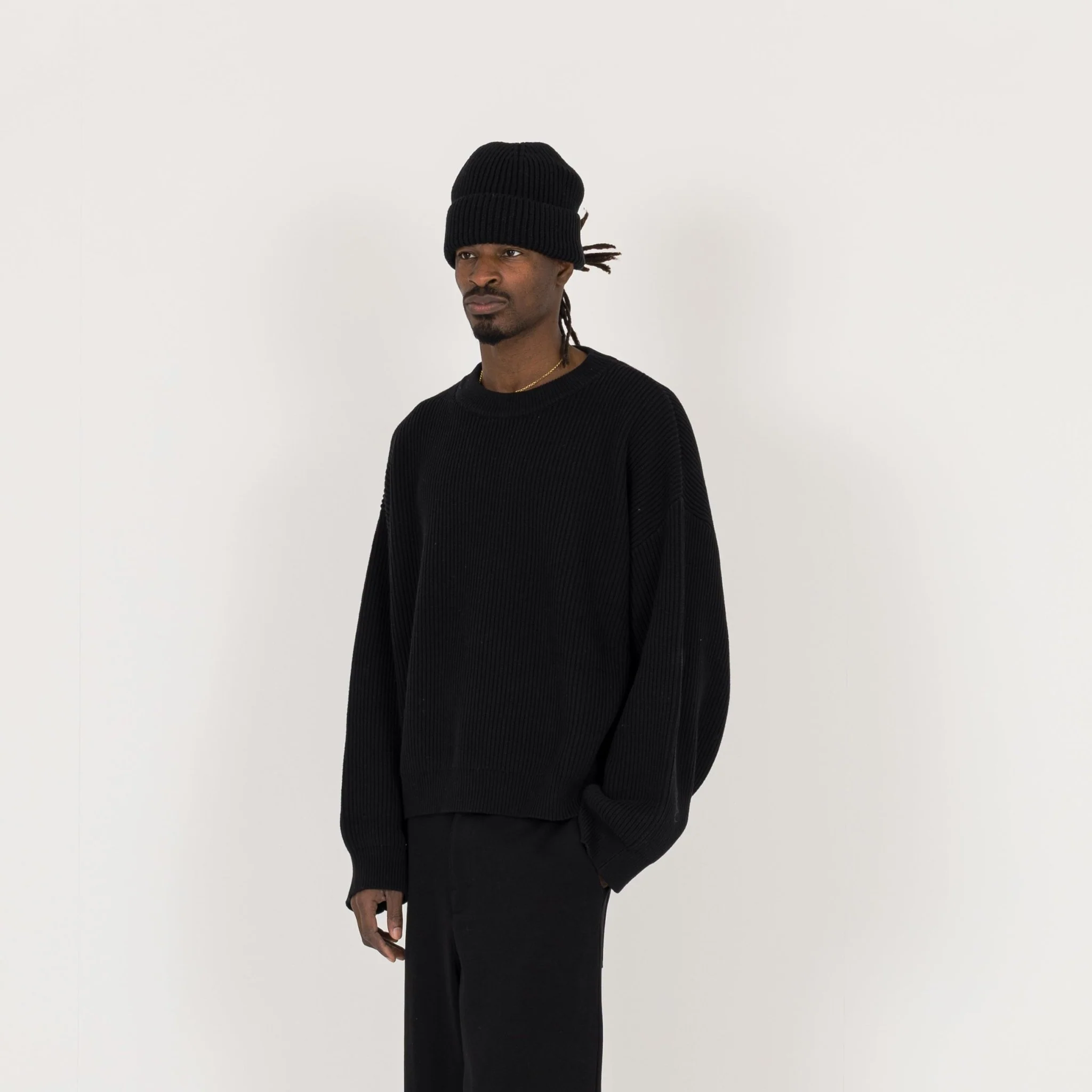Ribbed Beanie - Black - Image 3