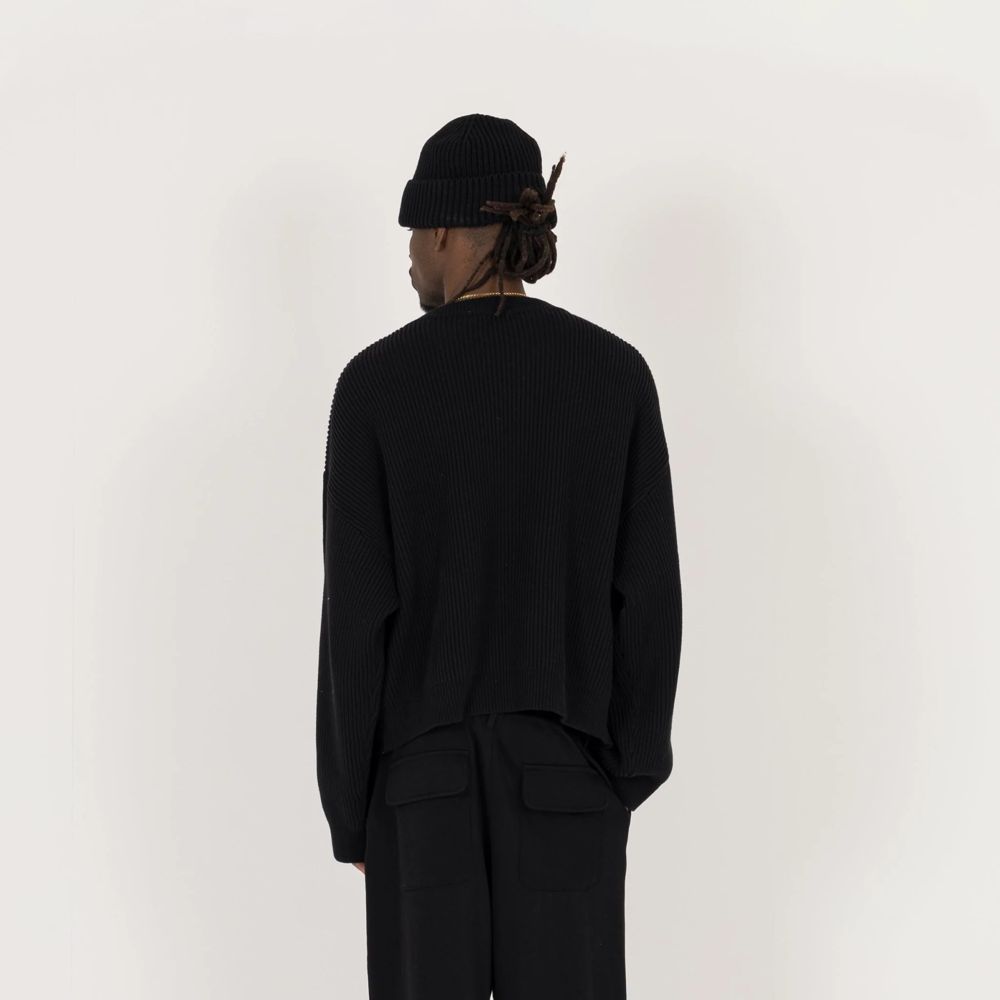 Ribbed Beanie - Black - Image 5