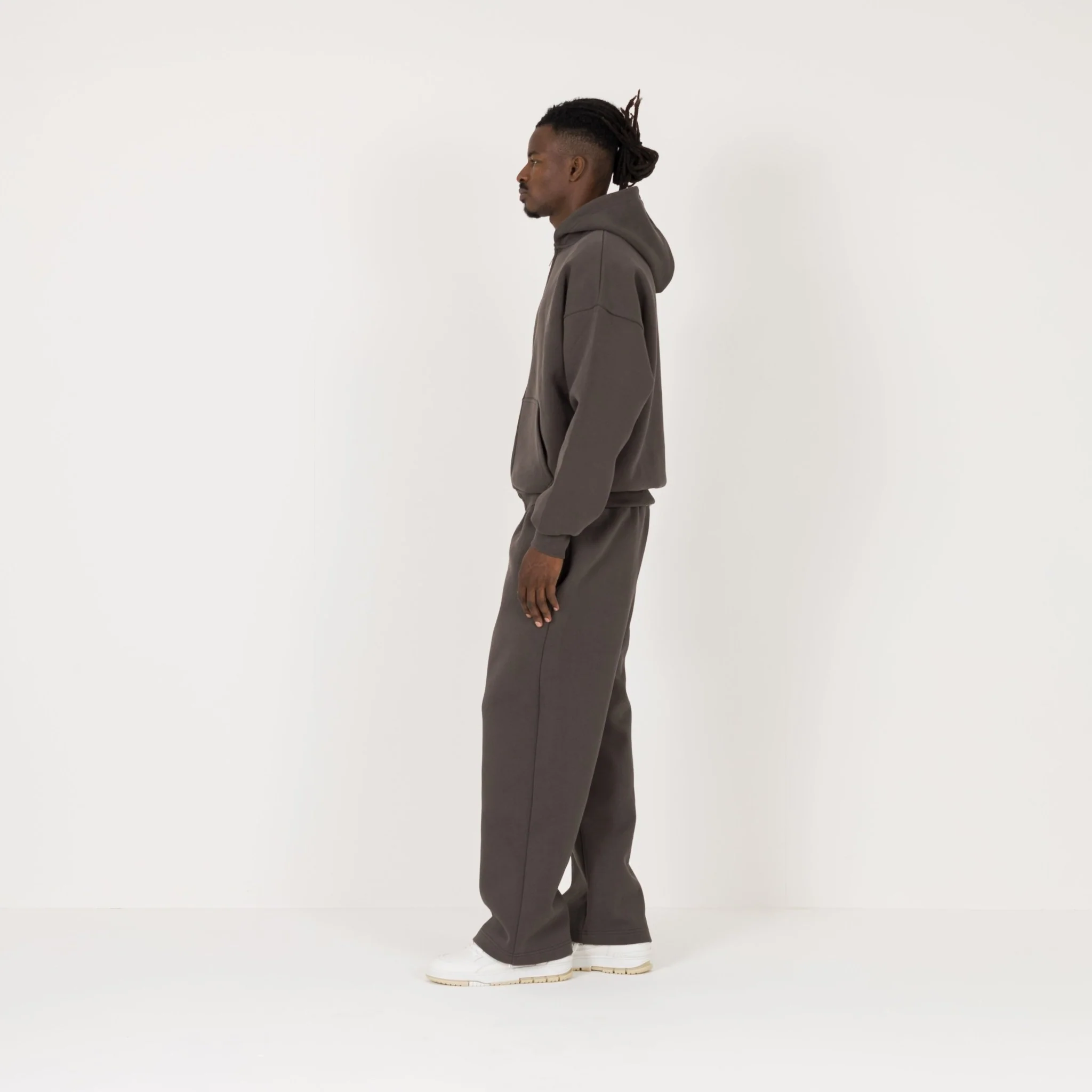 Sculpt Sweatpant - Moor Brown - Image 6