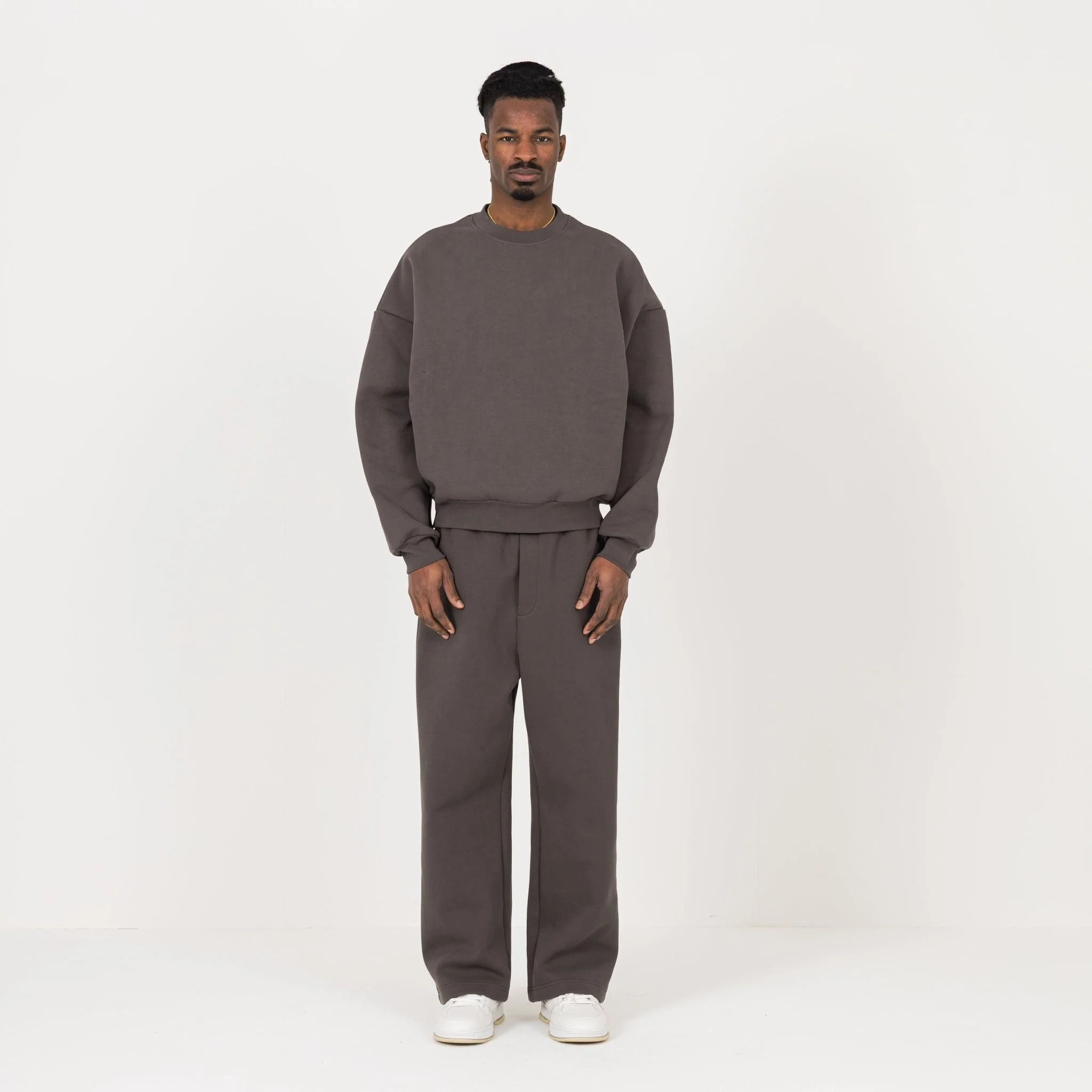 Sculpt Sweatshirt - Moor Brown - Image 4