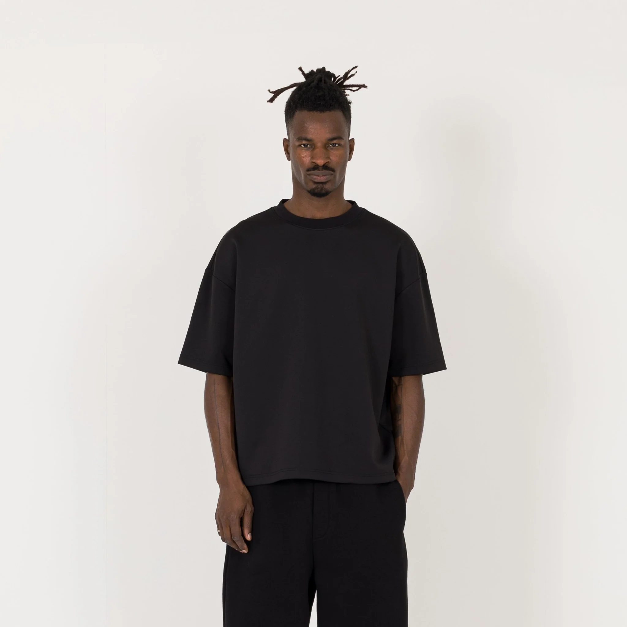 Sculpt T-Shirt - Carbon Black - Image 2